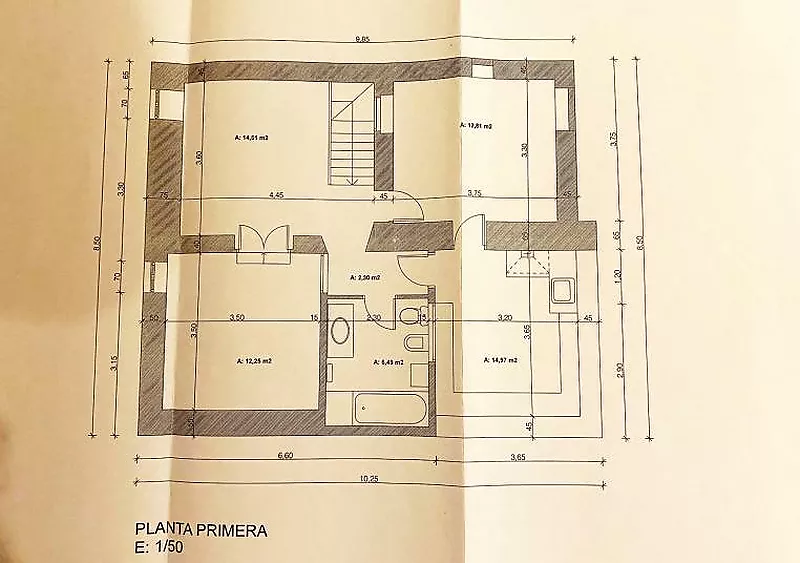 Casa de poble reformada al centre de Calonge