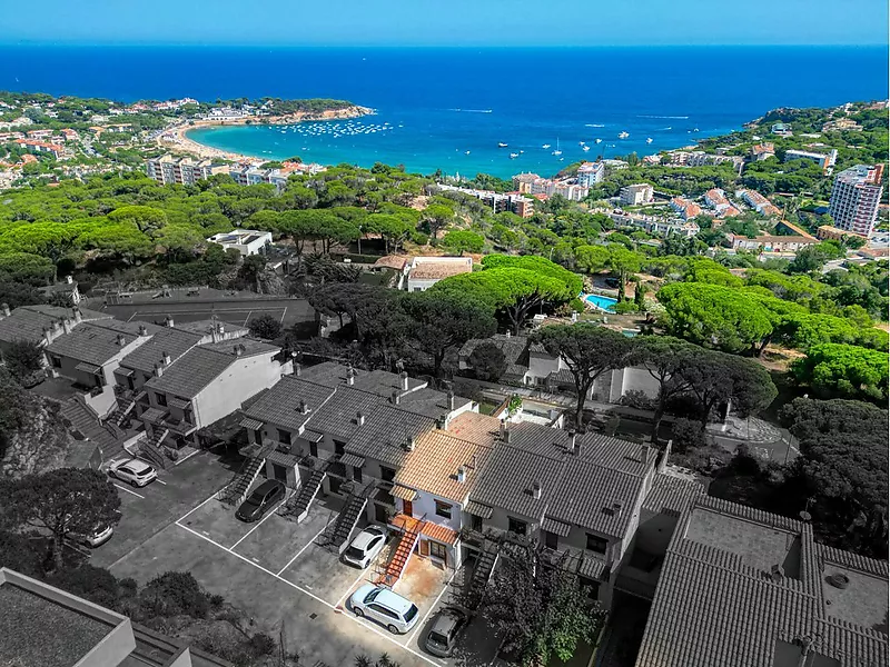 Maison jumelée de design avec vue sur la mer