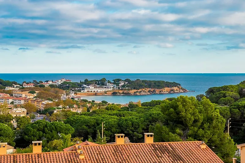 Casa adosada con vistas al mar en Sant Feliu de Guíxols