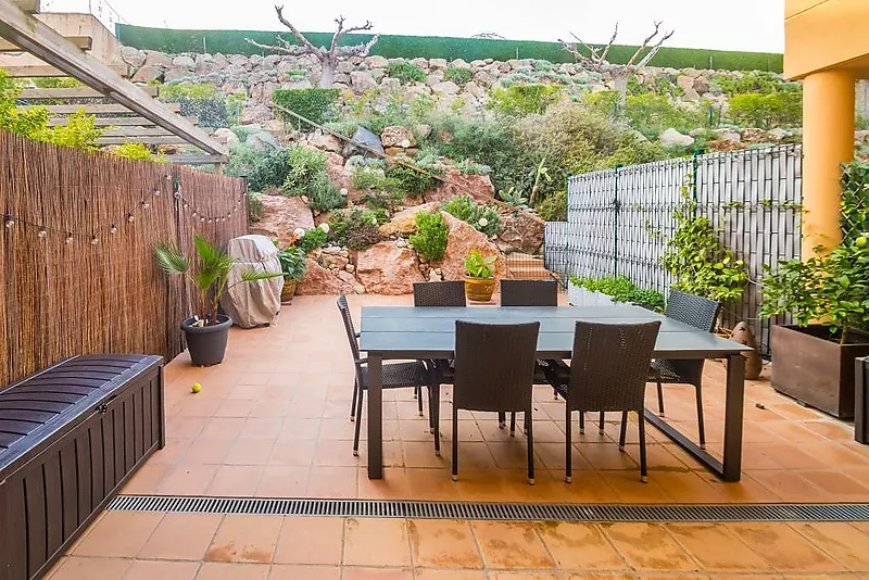 Beautiful townhouse with sea views and Tourist Licence in Sant Feliu de Guíxols