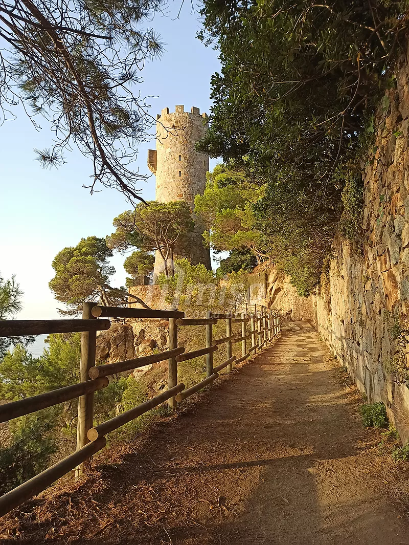 Espectacular casa de obra nueva de diseño en Calonge, Costa Brava, con acabados de 1ª calidad