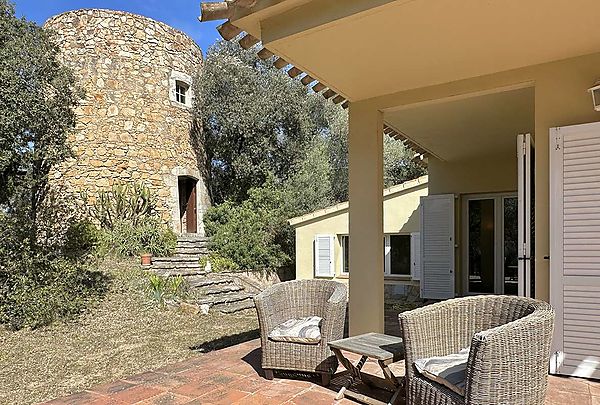 Immobiliària Imisa Costa Brava: El teu soci per trobar la casa dels teus somnis a la costa mediterrània.